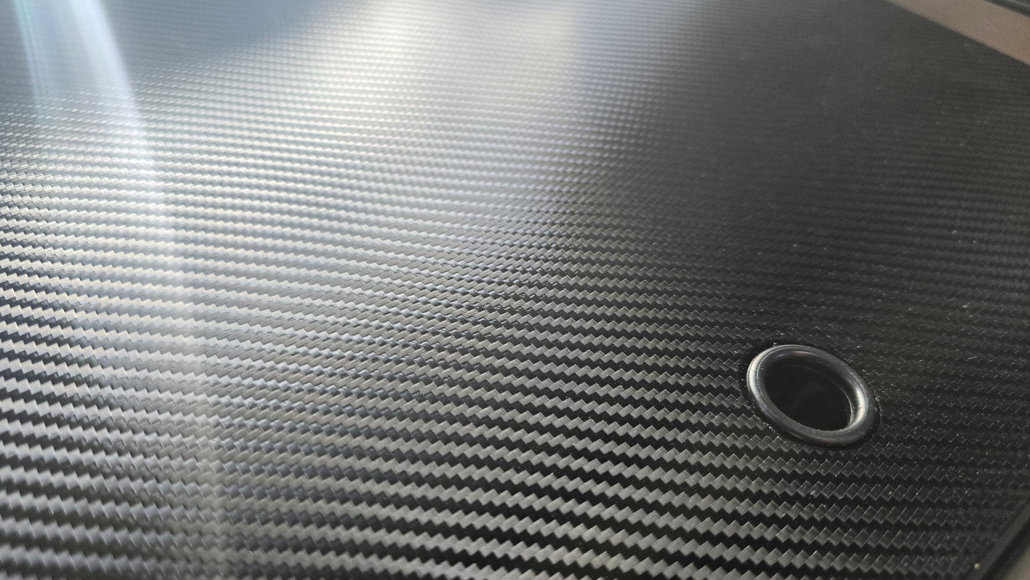 Dekorfolie Carbon für Glasabdeckung der Küche bei Hymer ML-T Exsis Modern Comfort