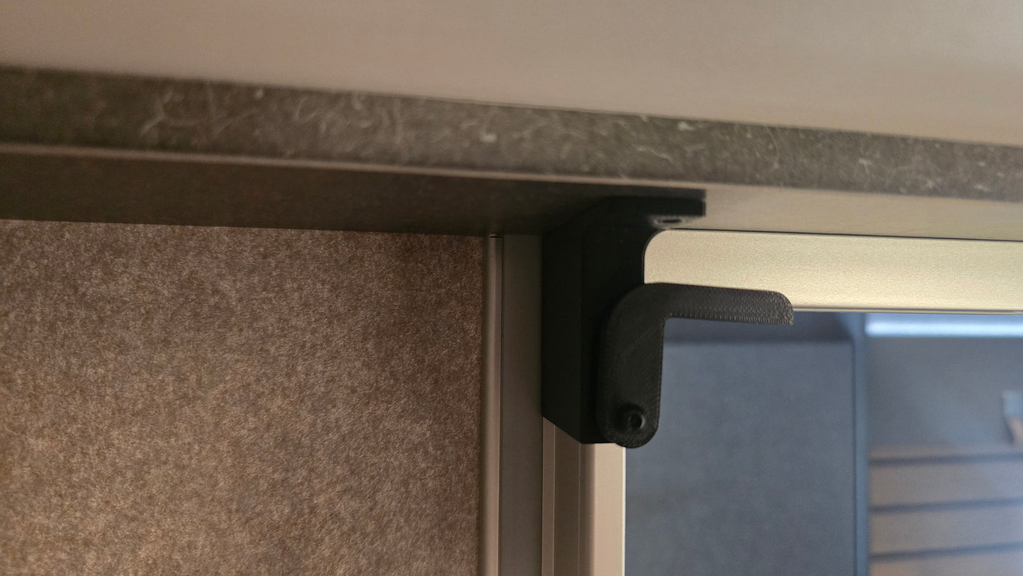 Arretierung für Klappduschwand am Hymer ML-T 570 ab Modelljahr 2024